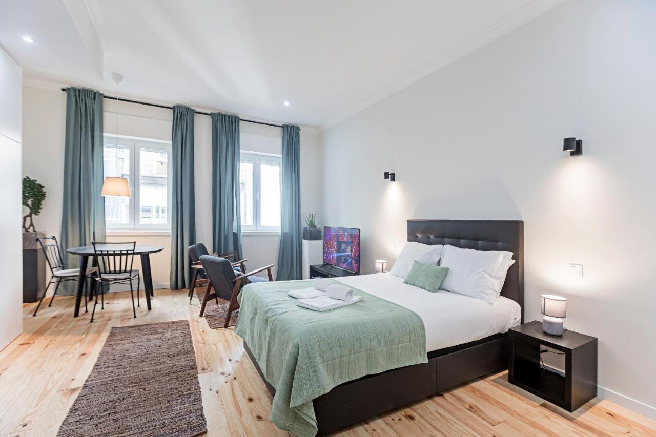 150 Rivoli Apartments By Lovelystay Porto Exterior photo