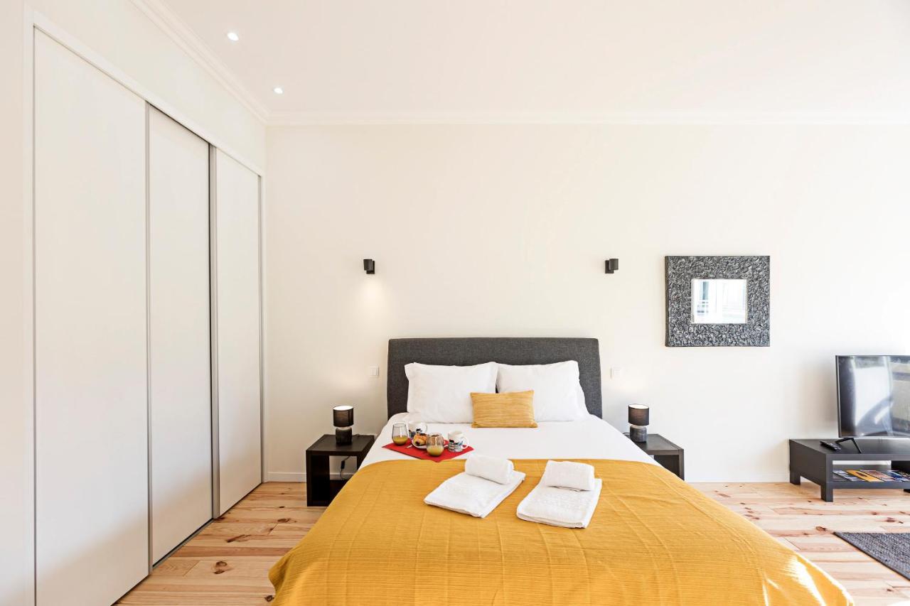 150 Rivoli Apartments By Lovelystay Porto Exterior photo